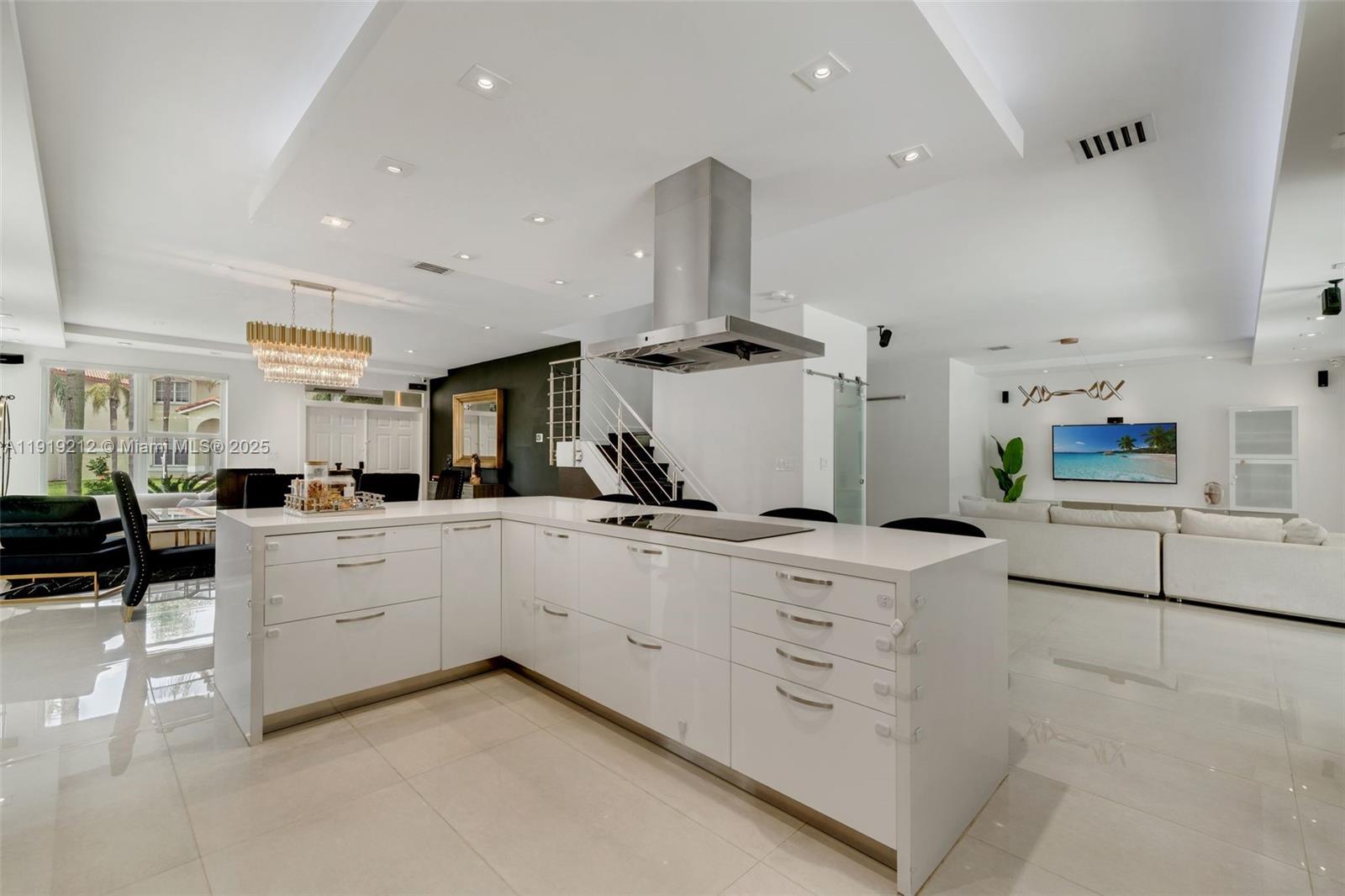 DORAL SANDS - Residential Lease