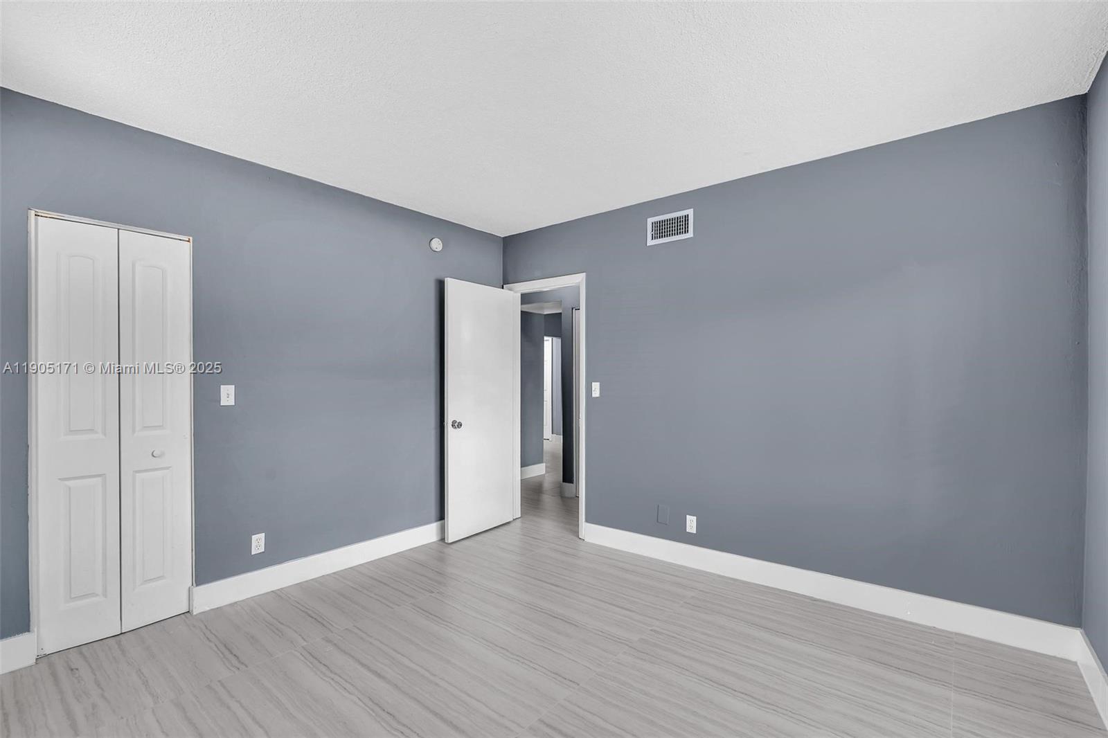 PARK PLACE AT POMPANO CON - Residential Lease