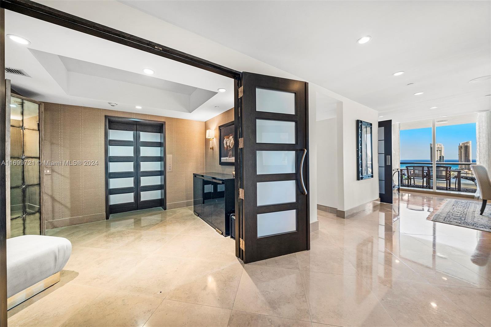 BELLAMARE @ WILLIAMS ISLA - Residential