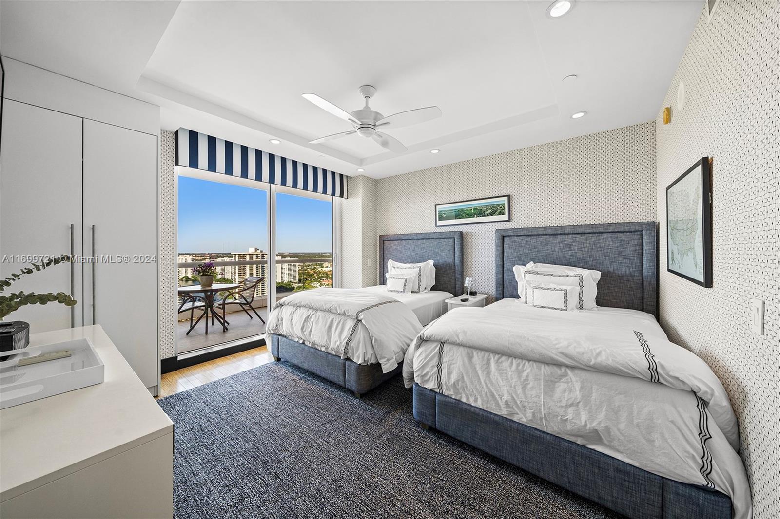 BELLAMARE @ WILLIAMS ISLA - Residential