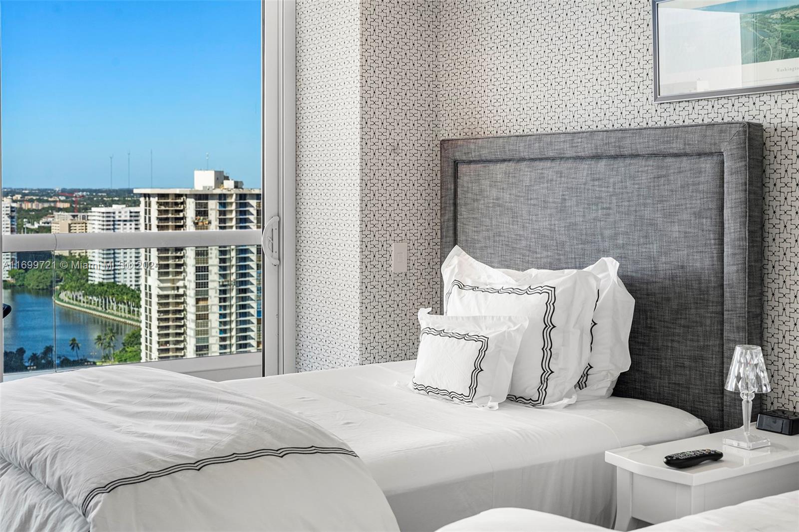 BELLAMARE @ WILLIAMS ISLA - Residential