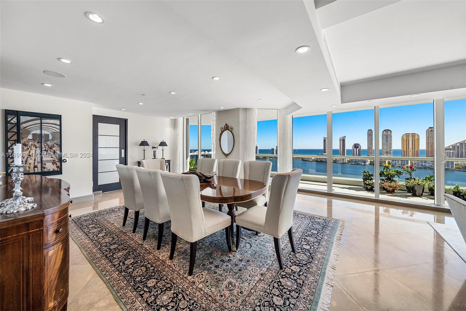 BELLAMARE @ WILLIAMS ISLA - Residential