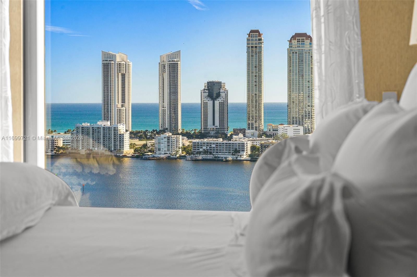 BELLAMARE @ WILLIAMS ISLA - Residential