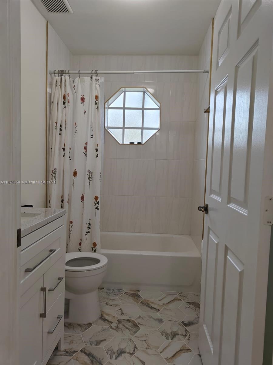 SEA PINES ESTATES - Residential