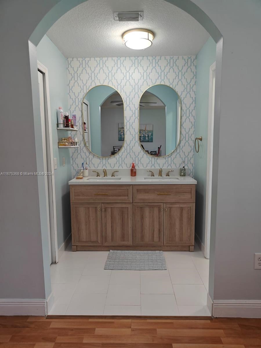 SEA PINES ESTATES - Residential