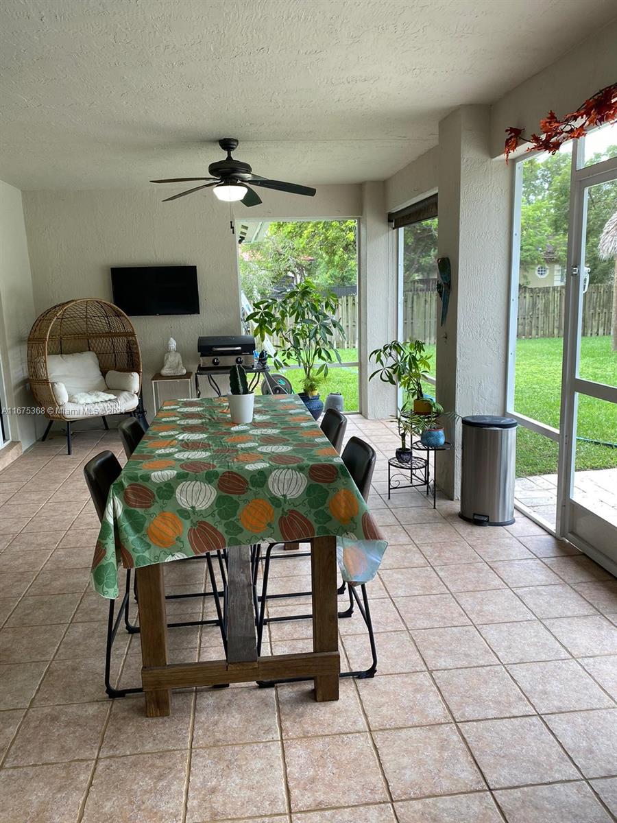SEA PINES ESTATES - Residential
