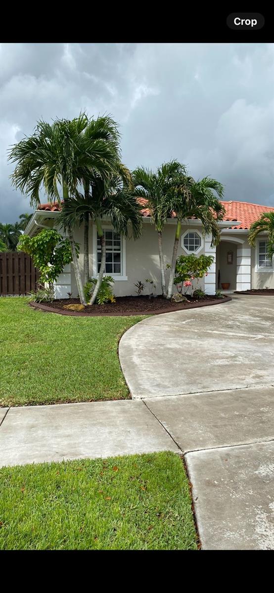 SEA PINES ESTATES - Residential