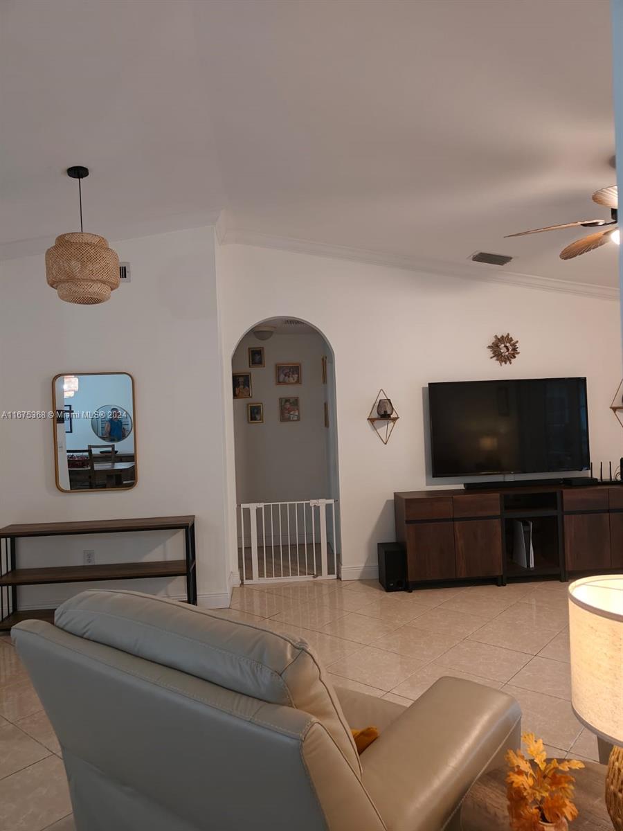 SEA PINES ESTATES - Residential