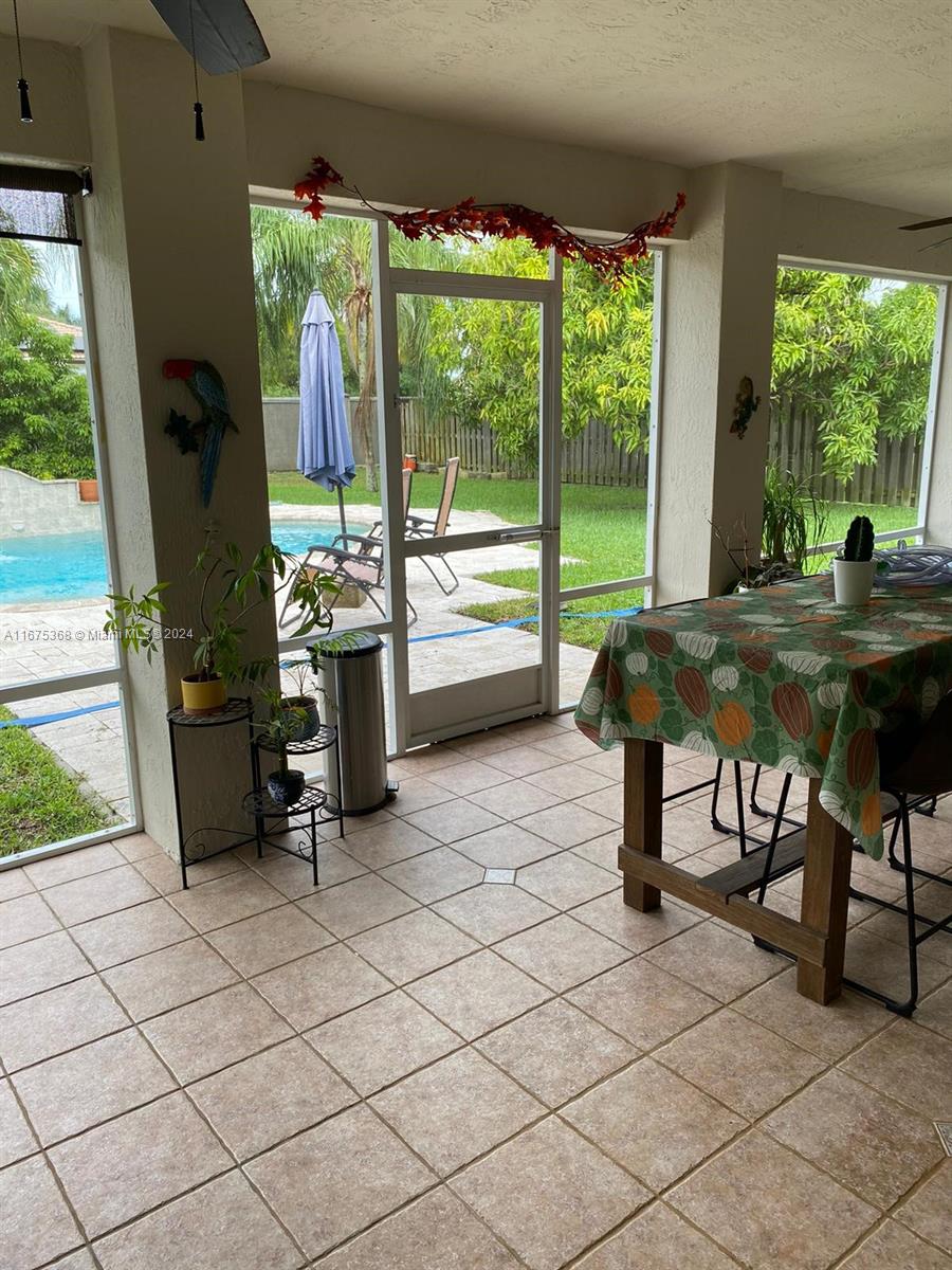 SEA PINES ESTATES - Residential