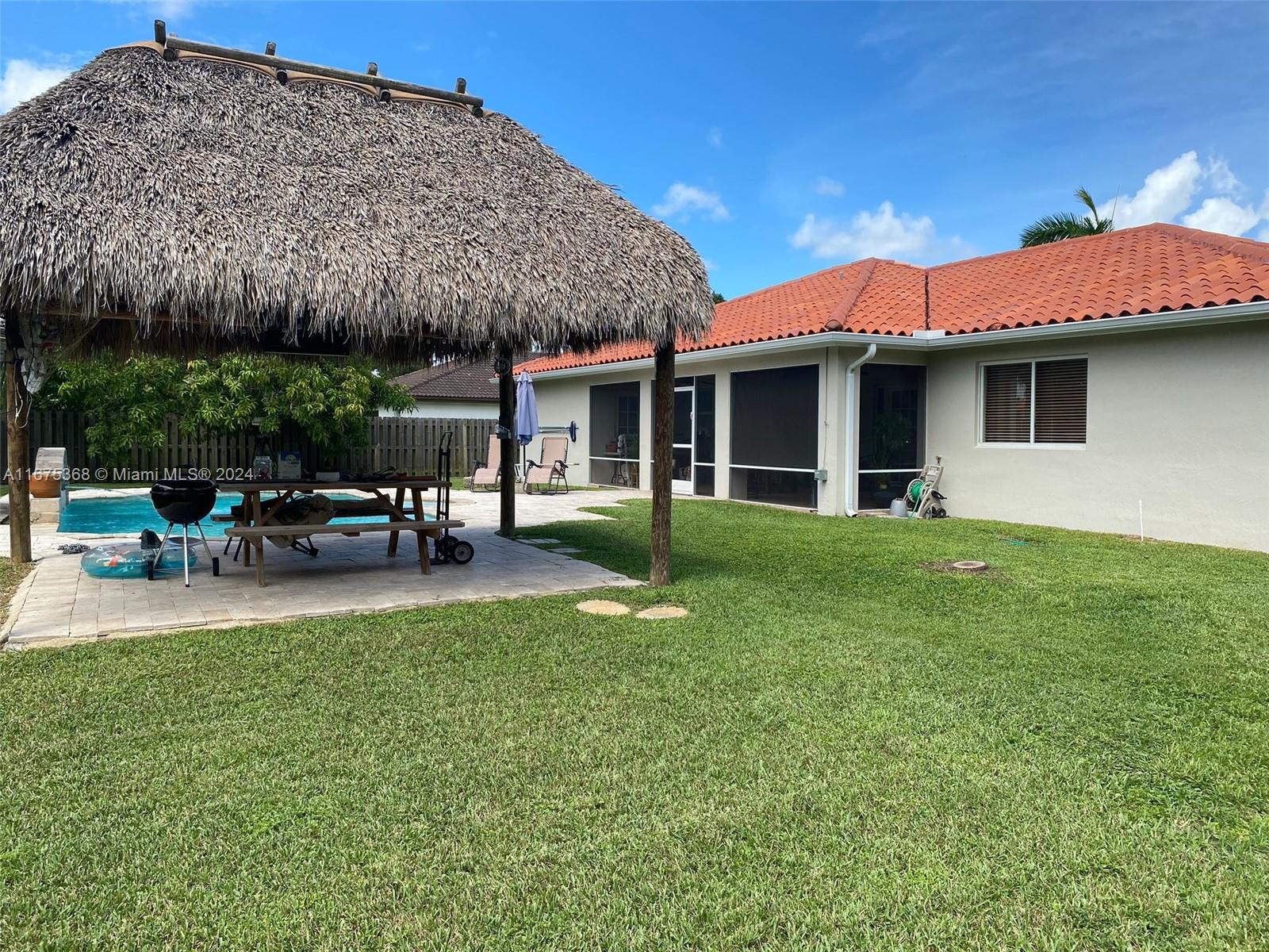 SEA PINES ESTATES - Residential