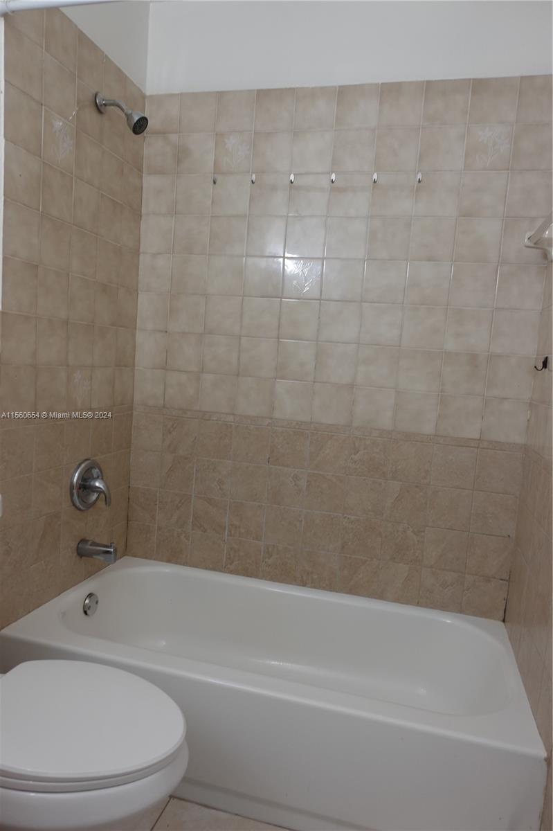 WESTLAND VILLAGE CONDO II - Residential Lease