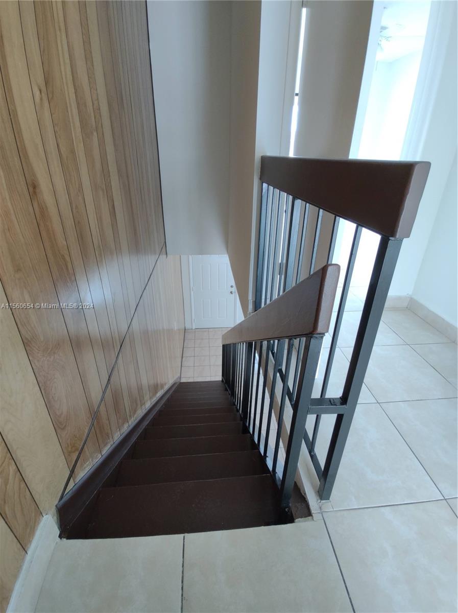 WESTLAND VILLAGE CONDO II - Residential Lease