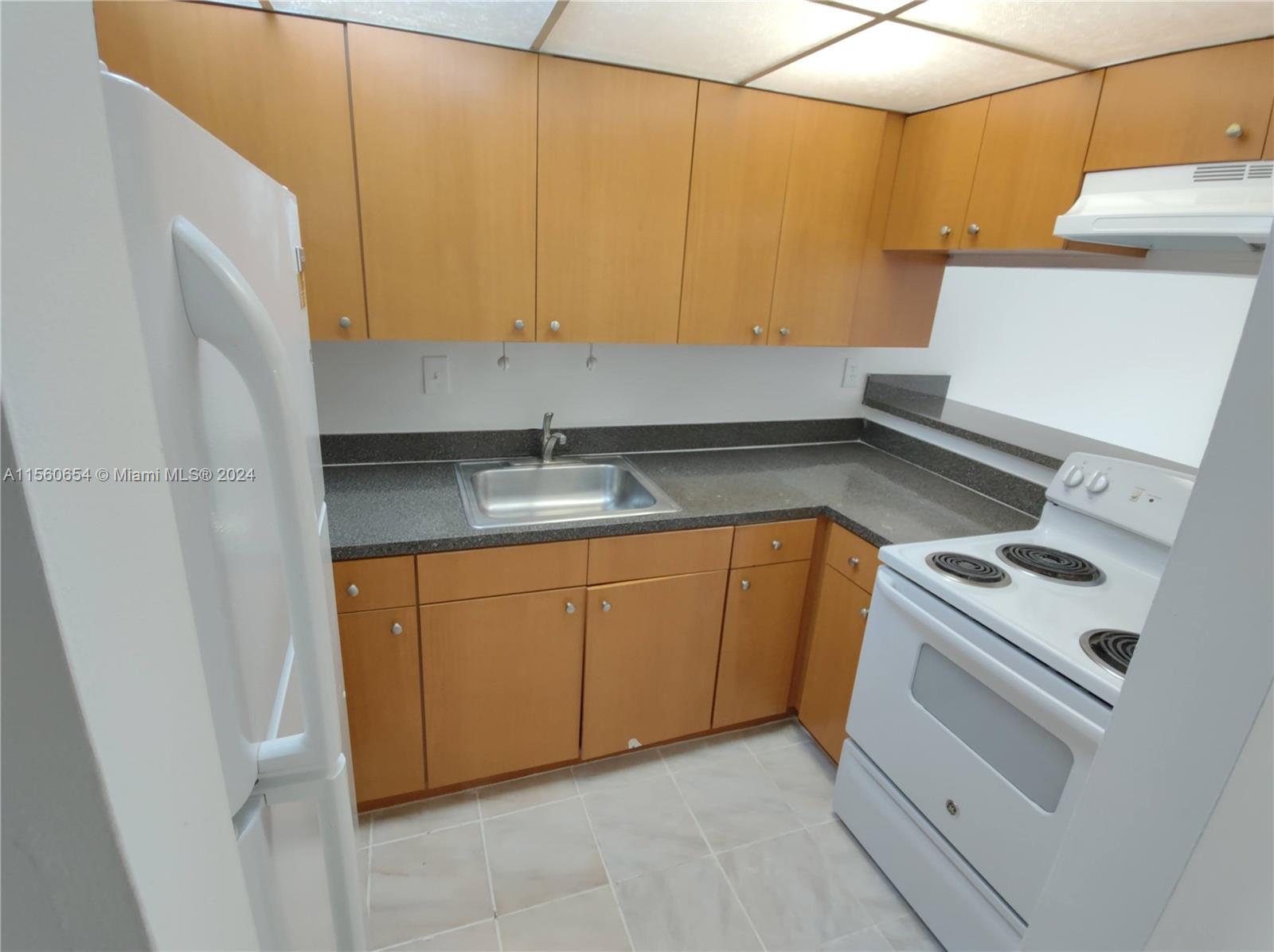 WESTLAND VILLAGE CONDO II - Residential Lease