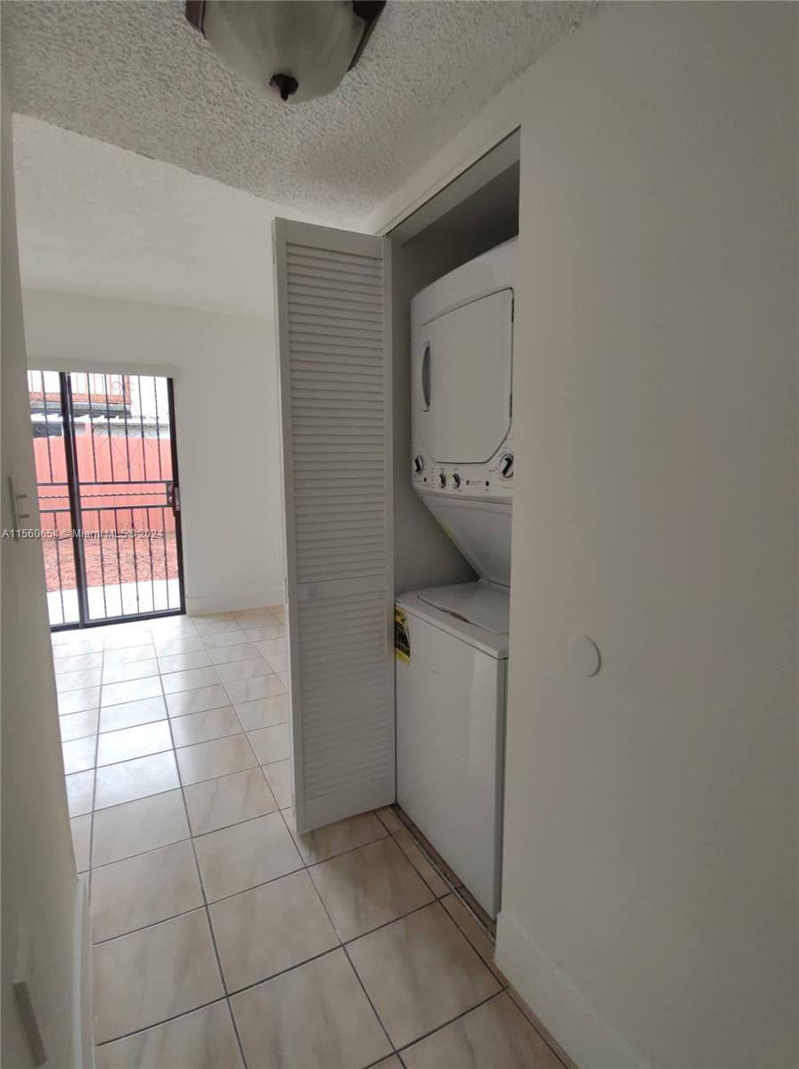 WESTLAND VILLAGE CONDO II - Residential Lease