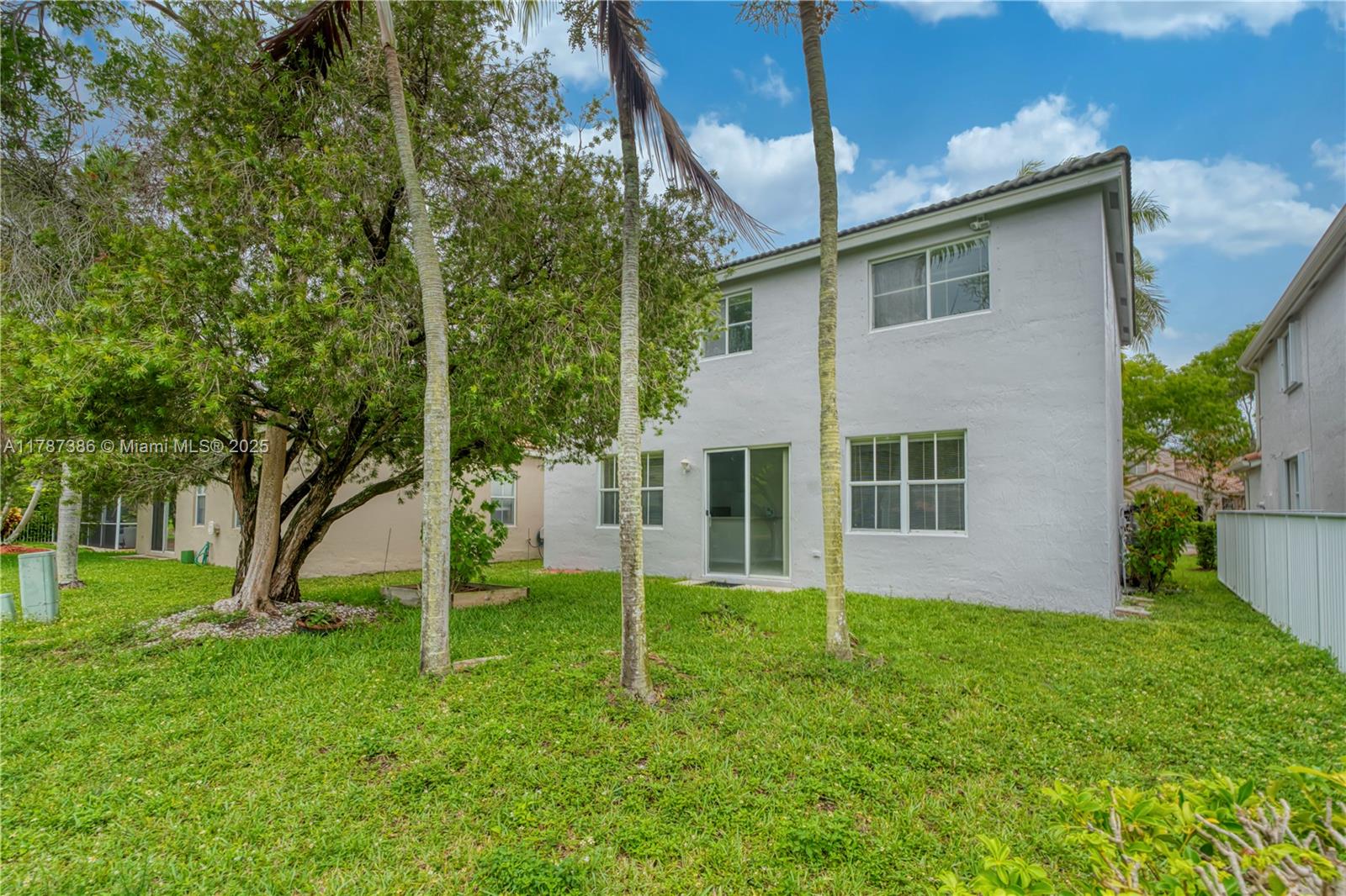 SECTOR 2-PARCELS 11 27 28 - Residential