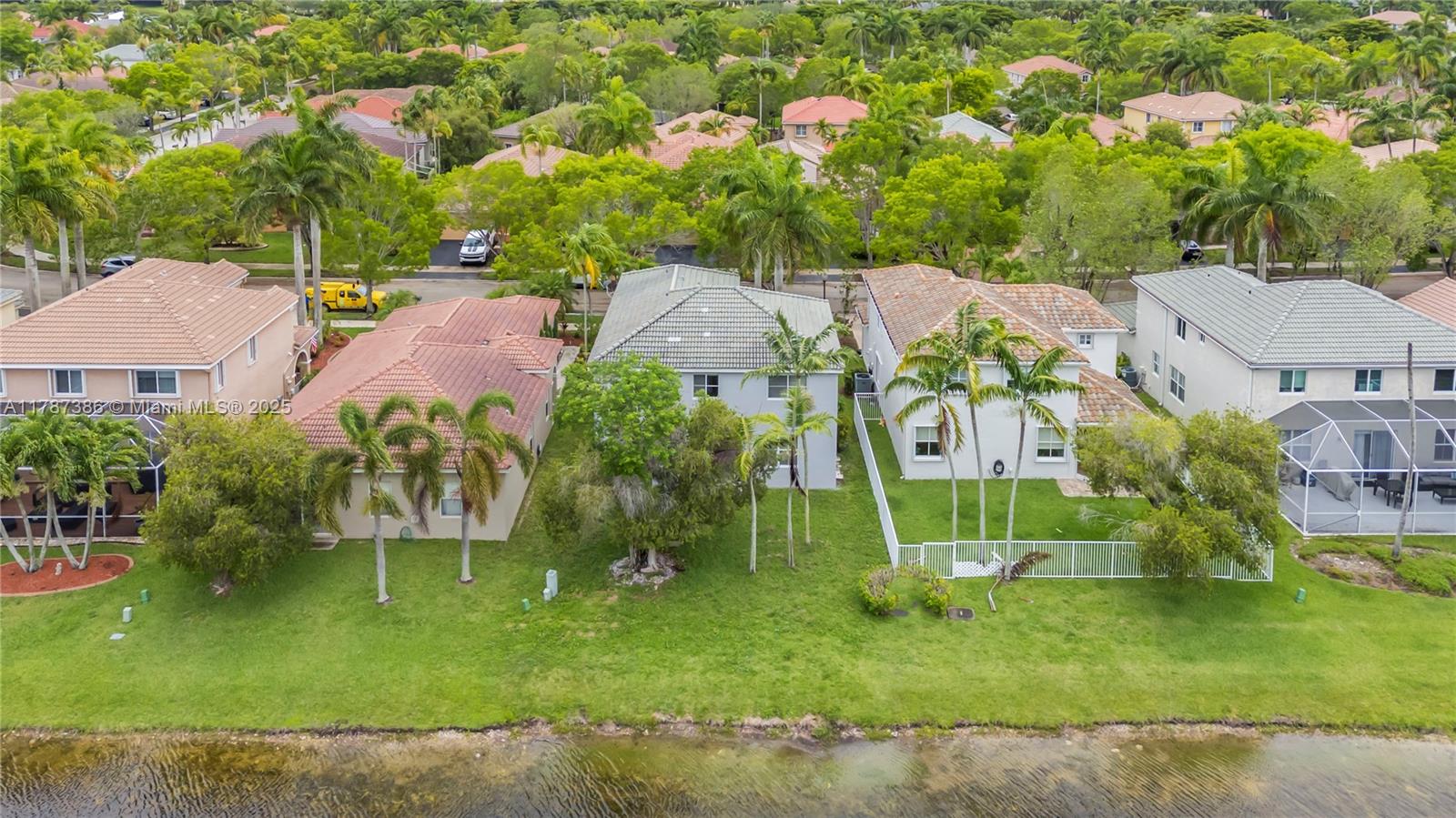 SECTOR 2-PARCELS 11 27 28 - Residential