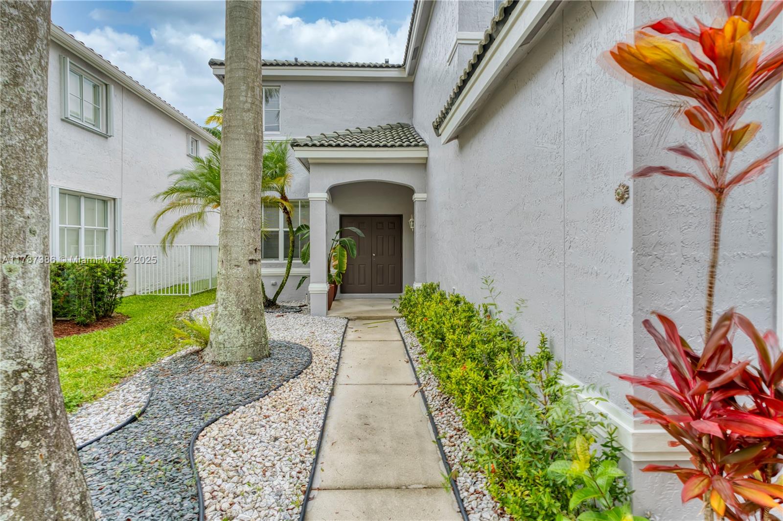 SECTOR 2-PARCELS 11 27 28 - Residential