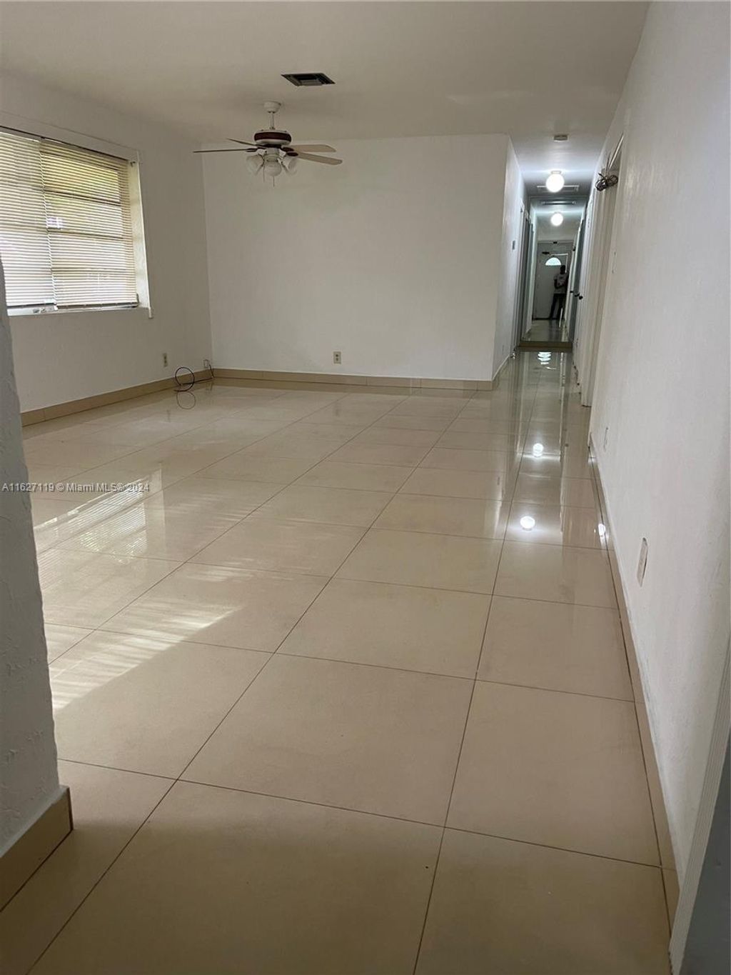 Photo of 221 SW 6th Ave #0, Hallandale Beach, FL 33009 (MLS # A11627119)