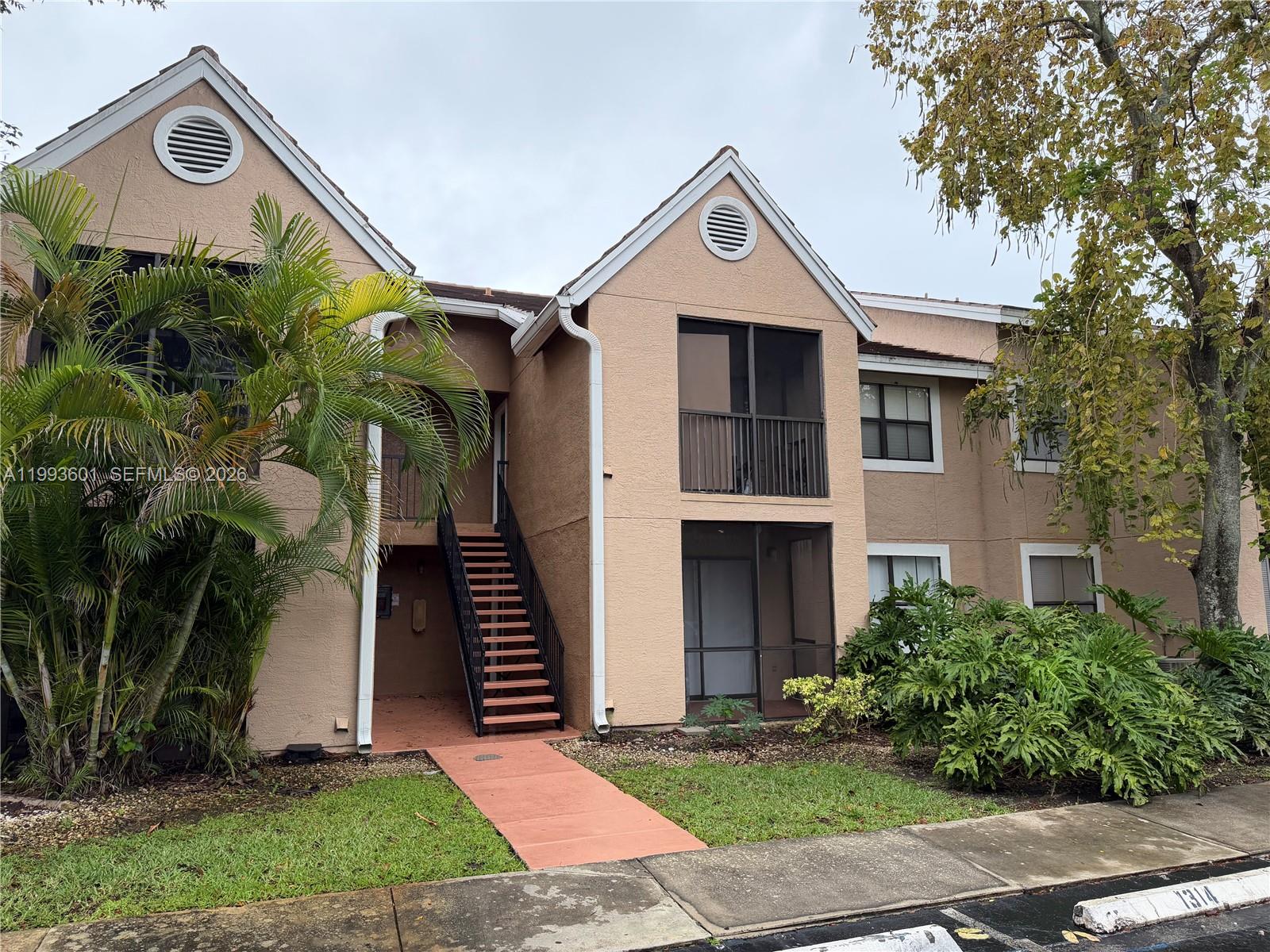 15560 SW 106th Ln 1305