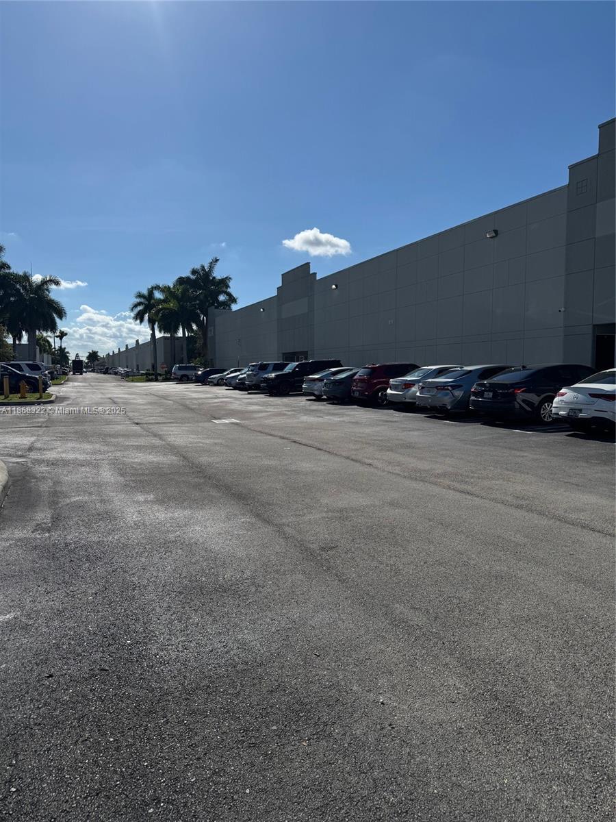 6306 NW 99th Ave