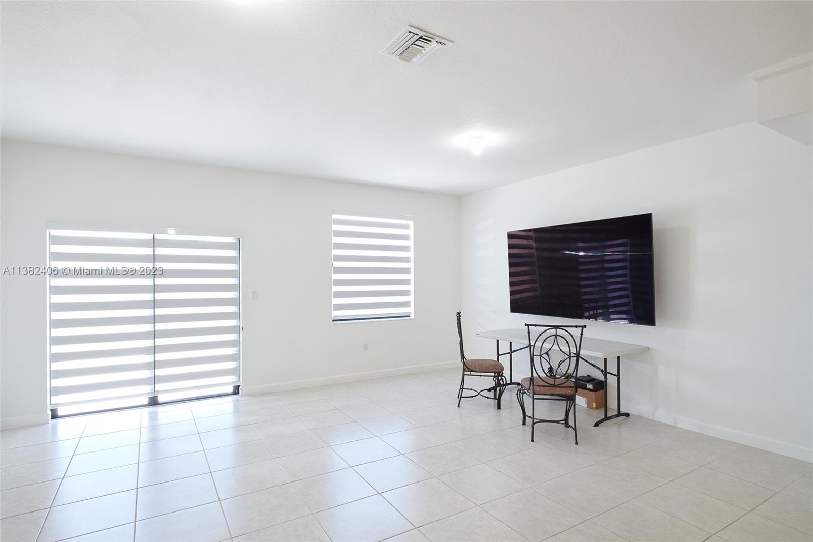 Photo 9 of 20 of 25126 SW 108th Ave 25126 townhome
