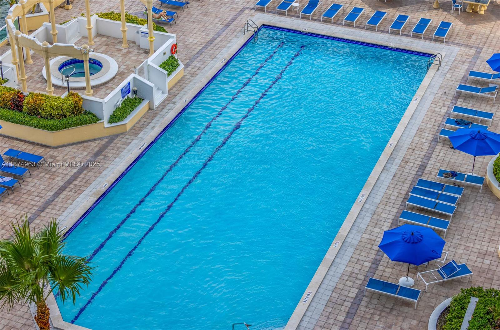 THE GRANDVIEW PALACE COND - Residential