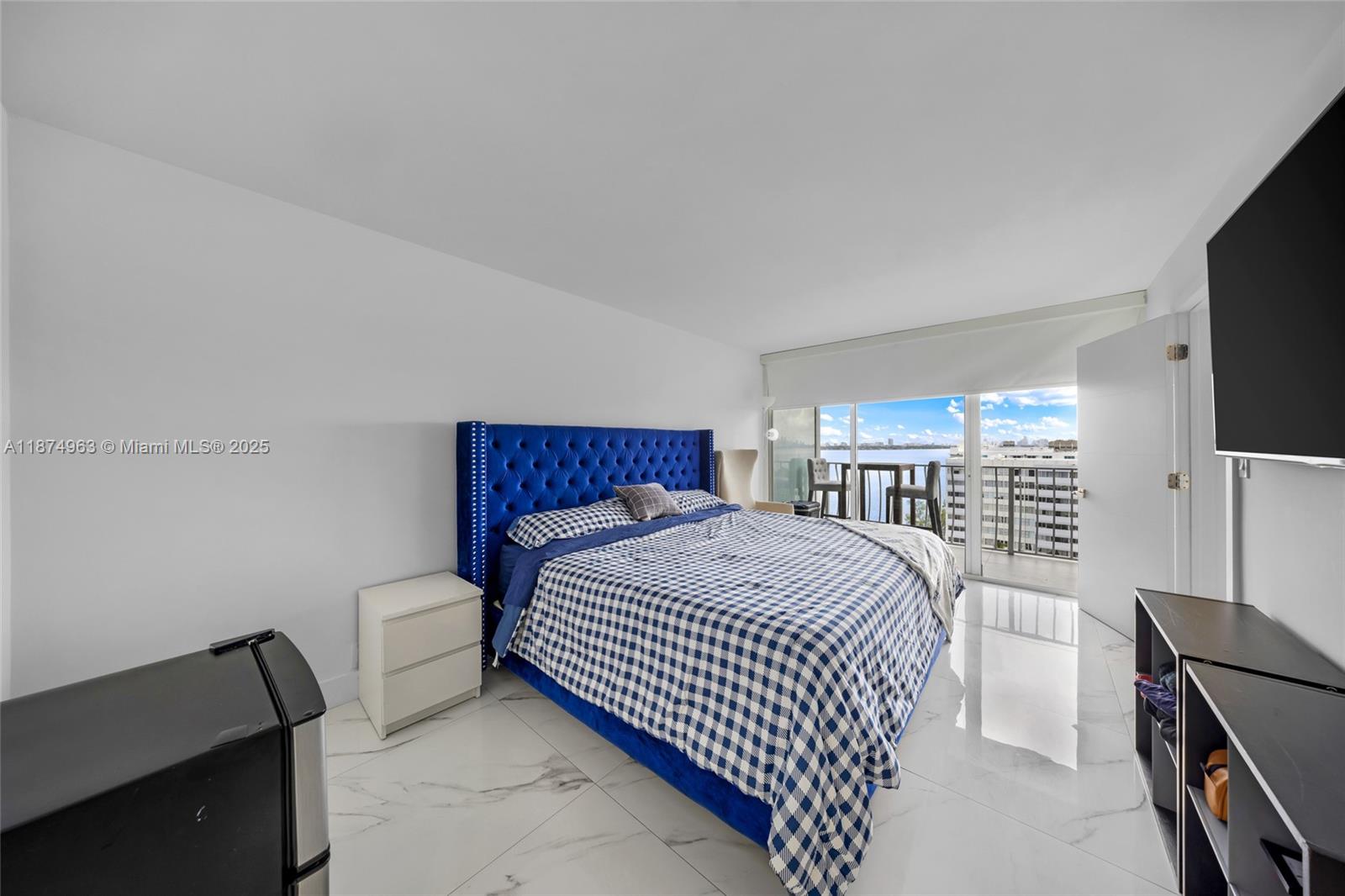 THE GRANDVIEW PALACE COND - Residential