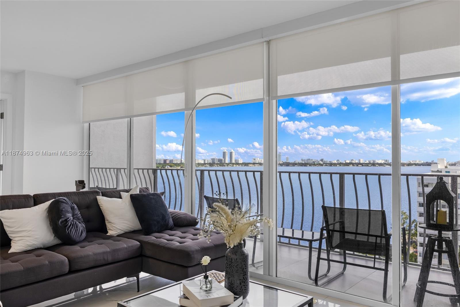 THE GRANDVIEW PALACE COND - Residential