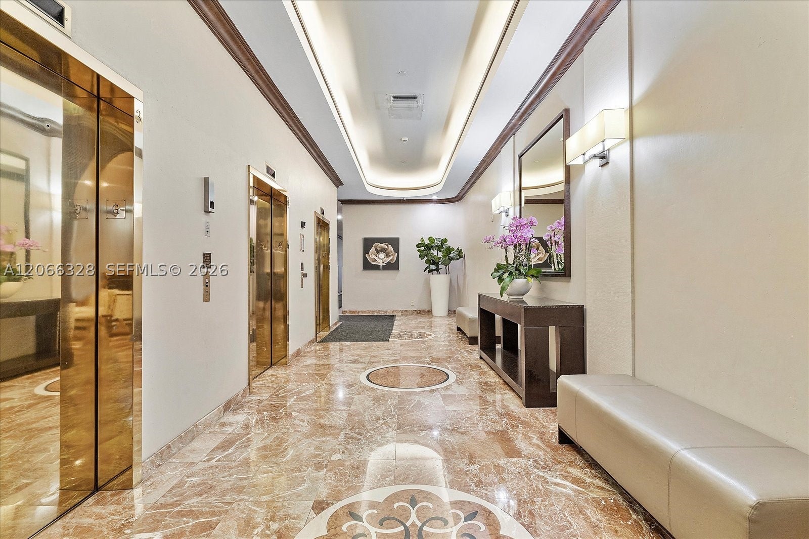 3610 Yacht Club Dr 1114