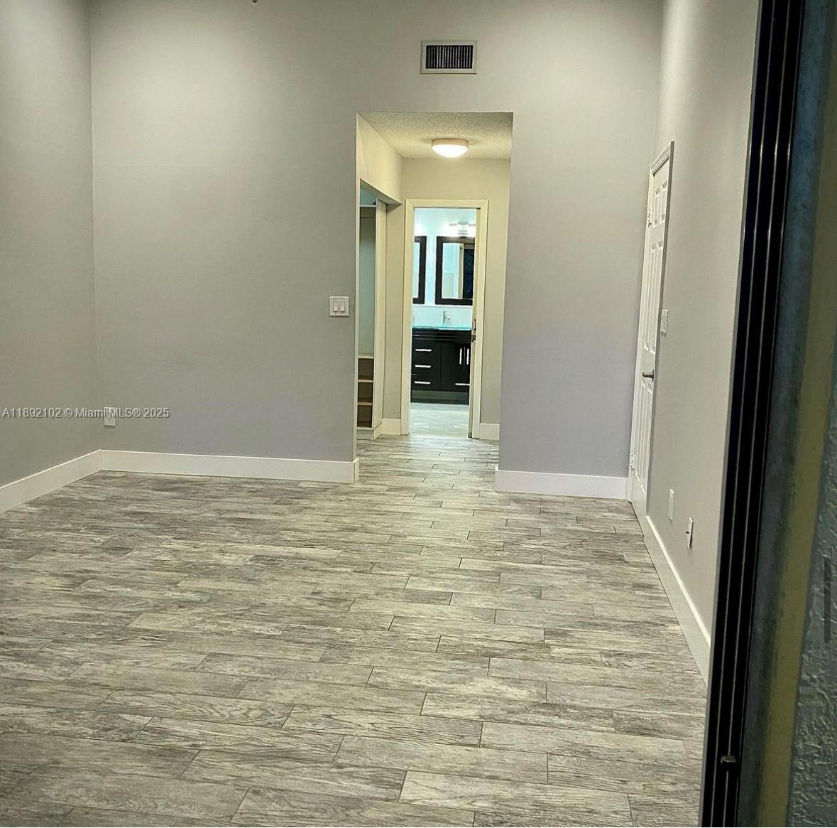 COSTA DEL SOL CONDO F - Residential