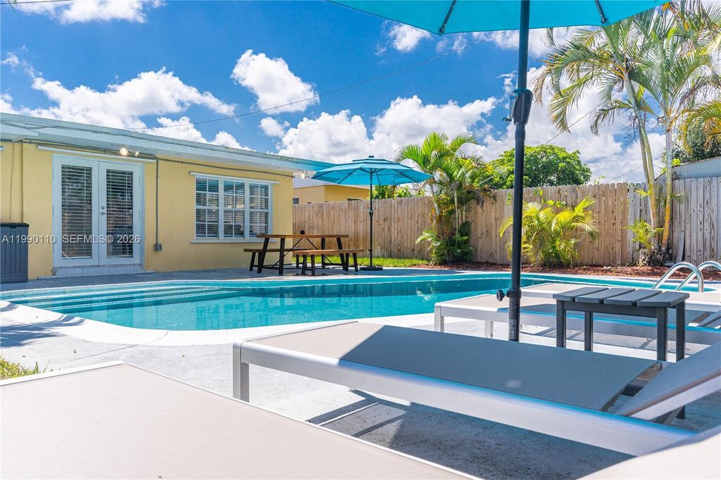 Photo of 6445 SW 22nd Ct, Miramar, FL 33023 (MLS # A11990110)