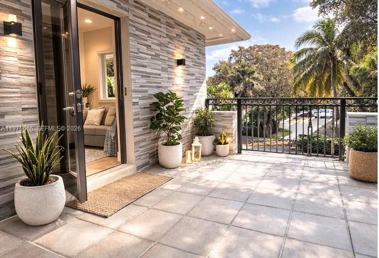 BRICKELL ESTATES - Residential Lease