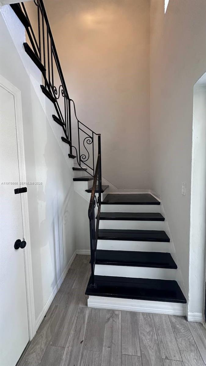 BRICKELL ESTATES - Residential Lease