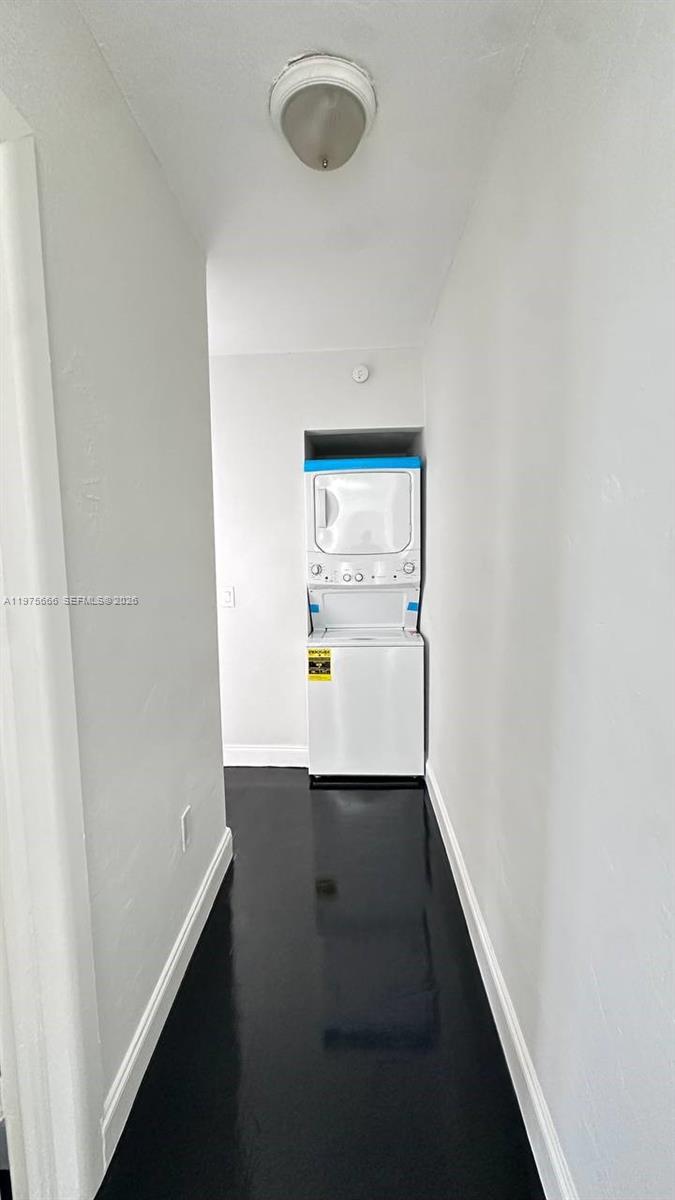 BRICKELL ESTATES - Residential Lease