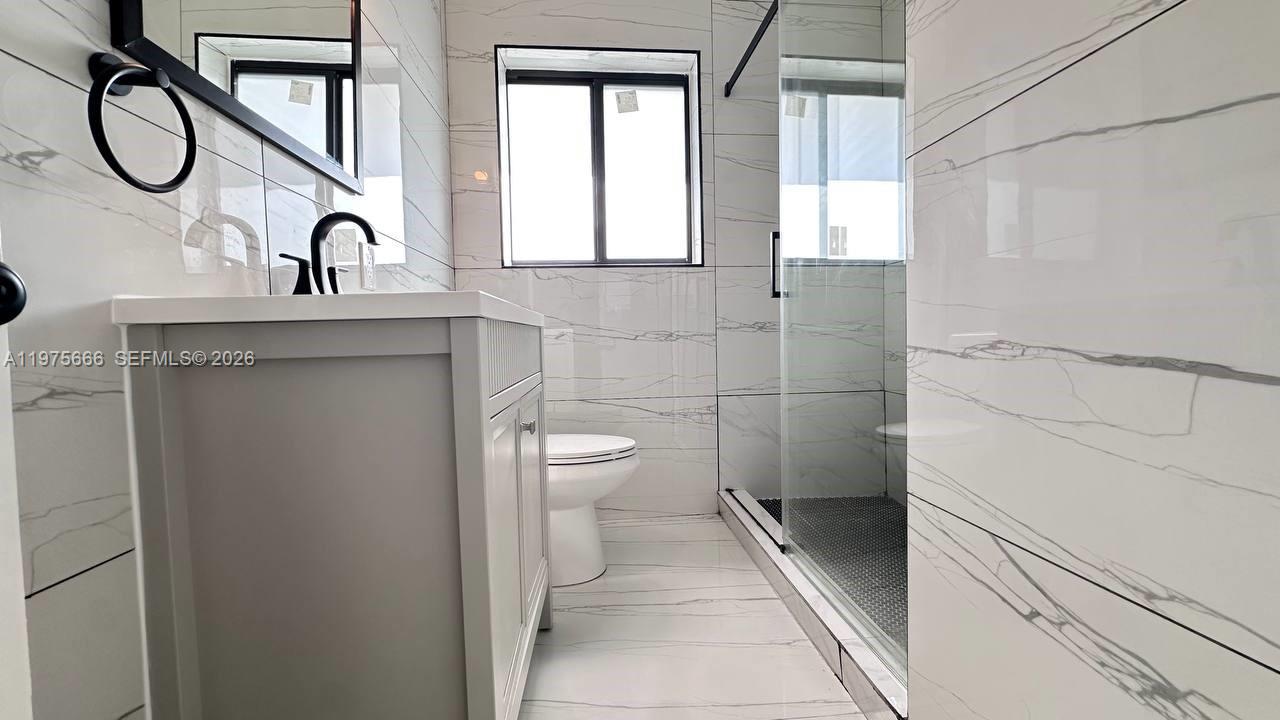 BRICKELL ESTATES - Residential Lease