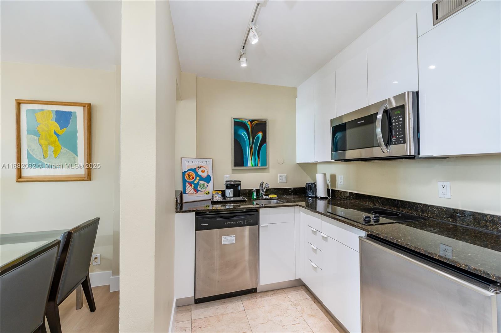 GALLERY ONE CONDO - Residential