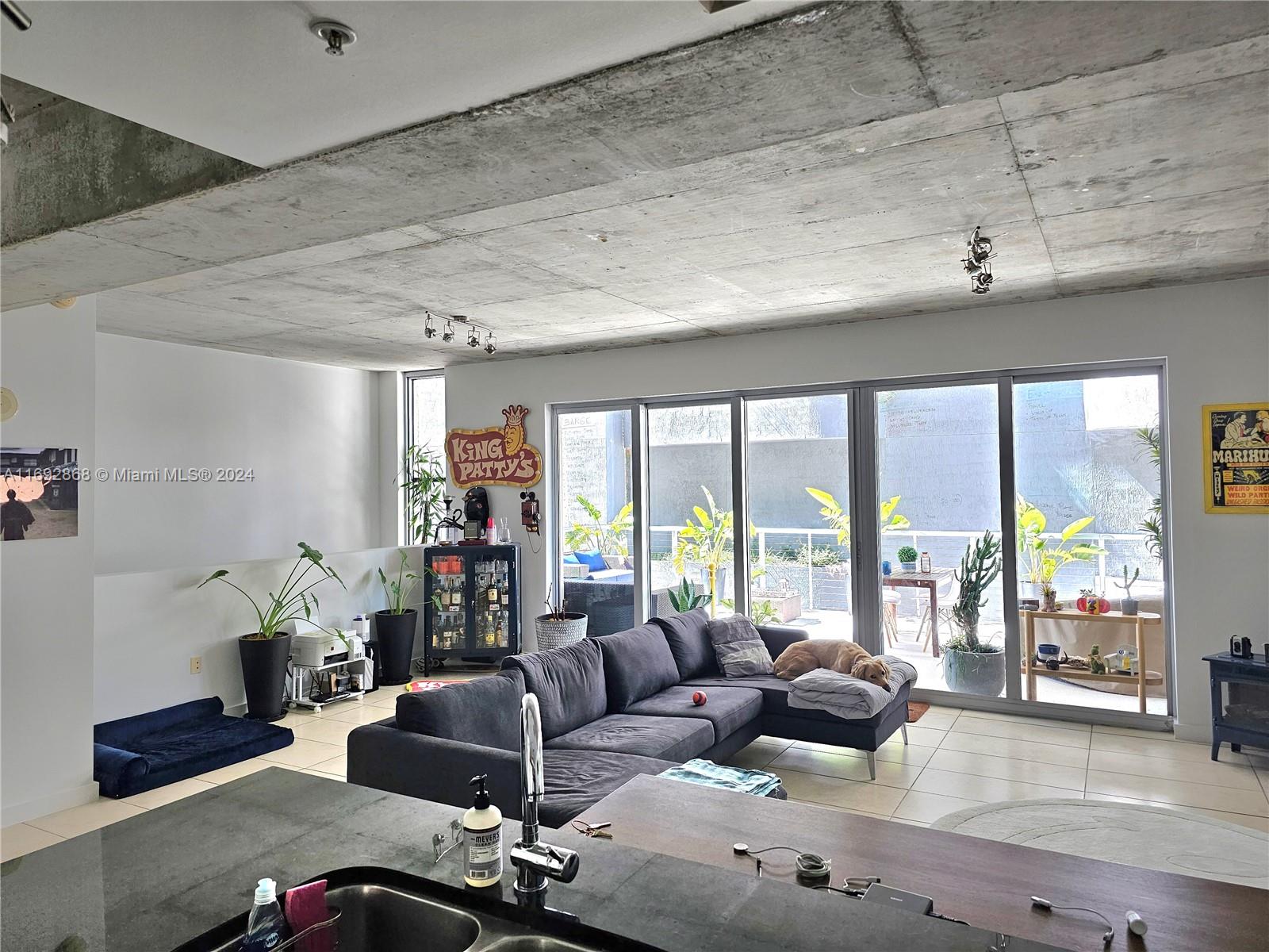 3449 NE 1st Ave 109