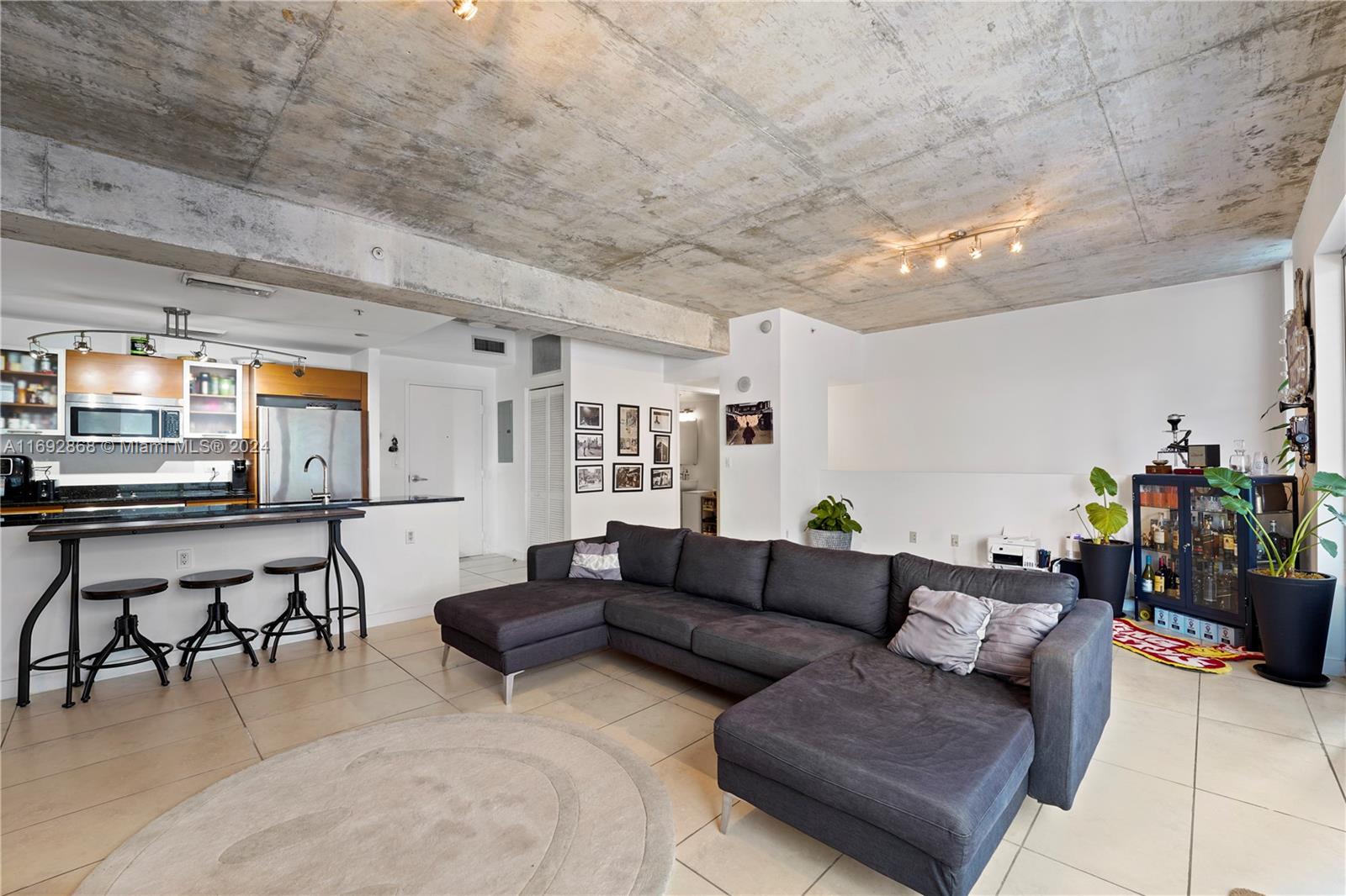 3449 NE 1st Ave 109