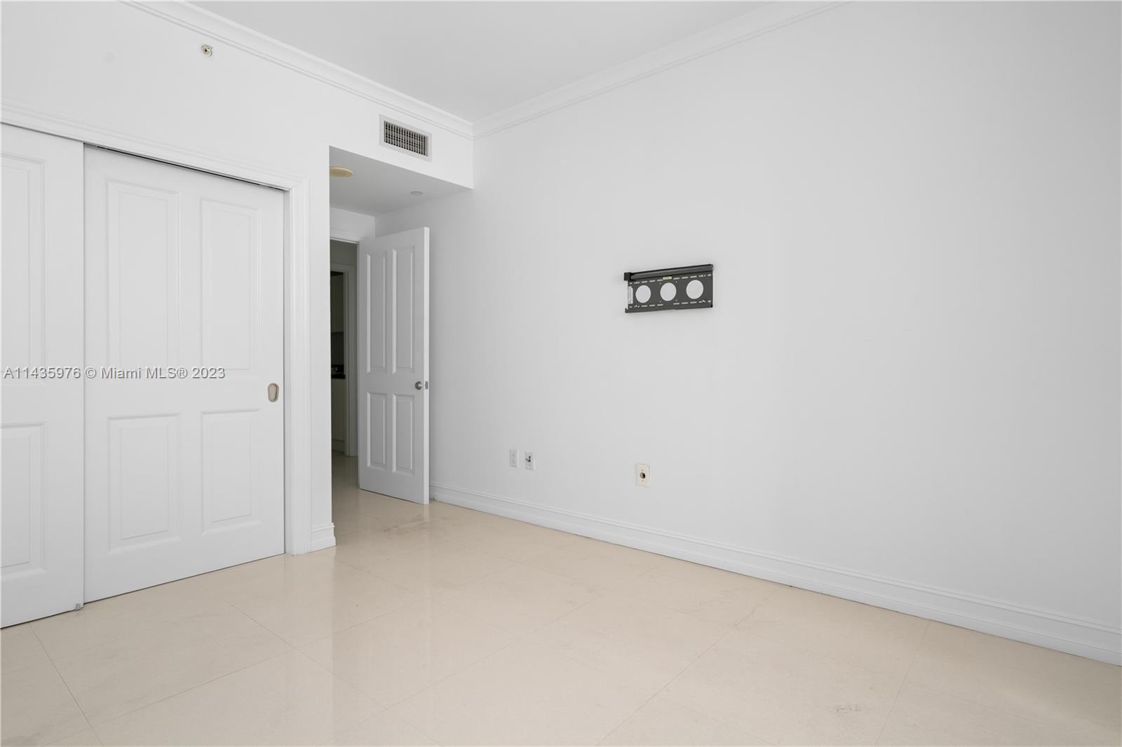 ACQUALINA OCEAN RESIDENCE - Residential