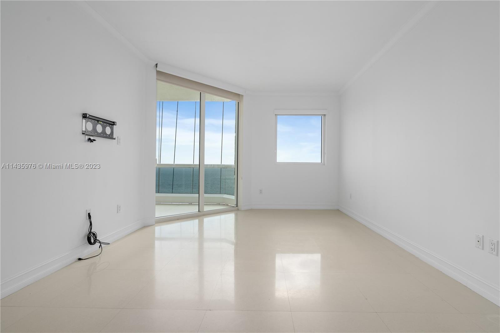 ACQUALINA OCEAN RESIDENCE - Residential