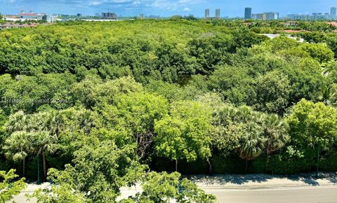 A home in Aventura