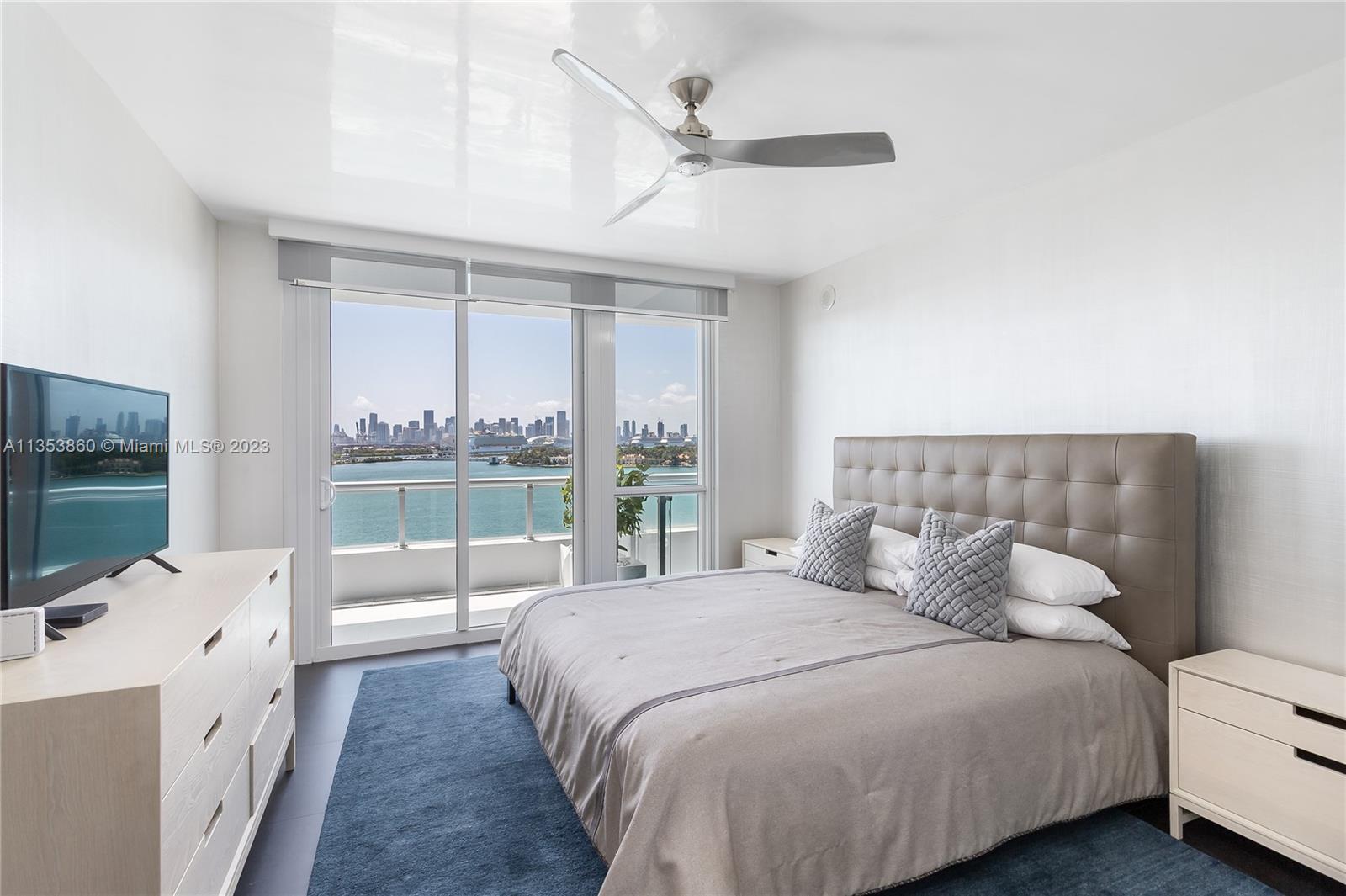 THE BENTLEY BAY CONDO - Residential