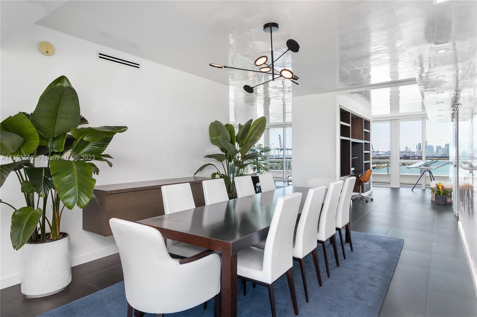 THE BENTLEY BAY CONDO - Residential