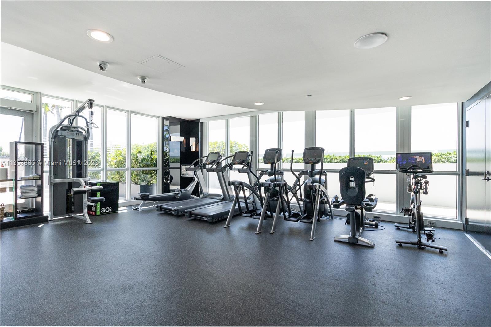 THE BENTLEY BAY CONDO - Residential