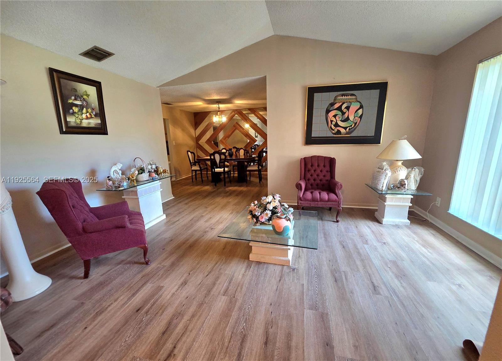 RAMBLEWOOD - Residential