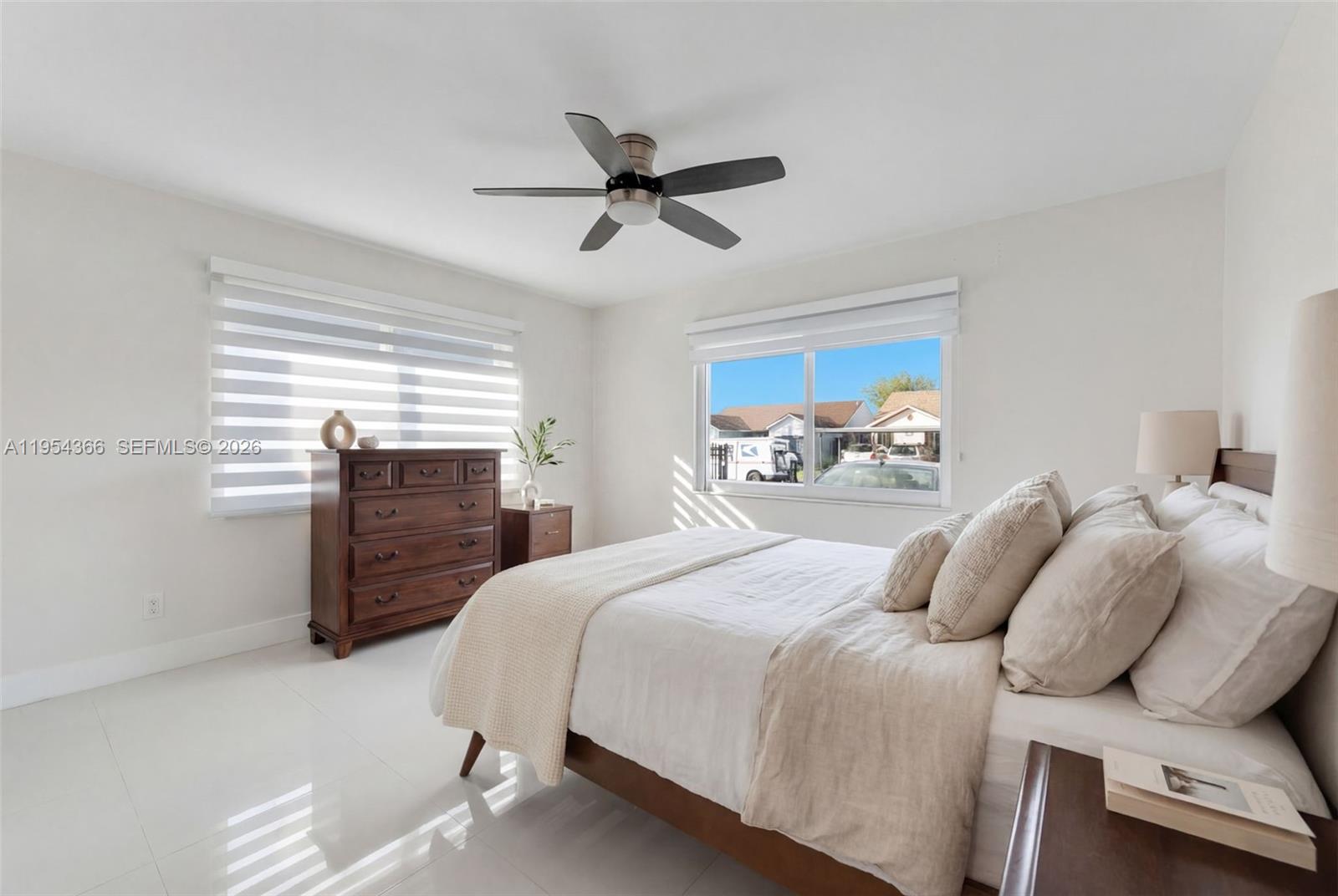 LESLIE PATIO HOMES SEC 4 - Residential