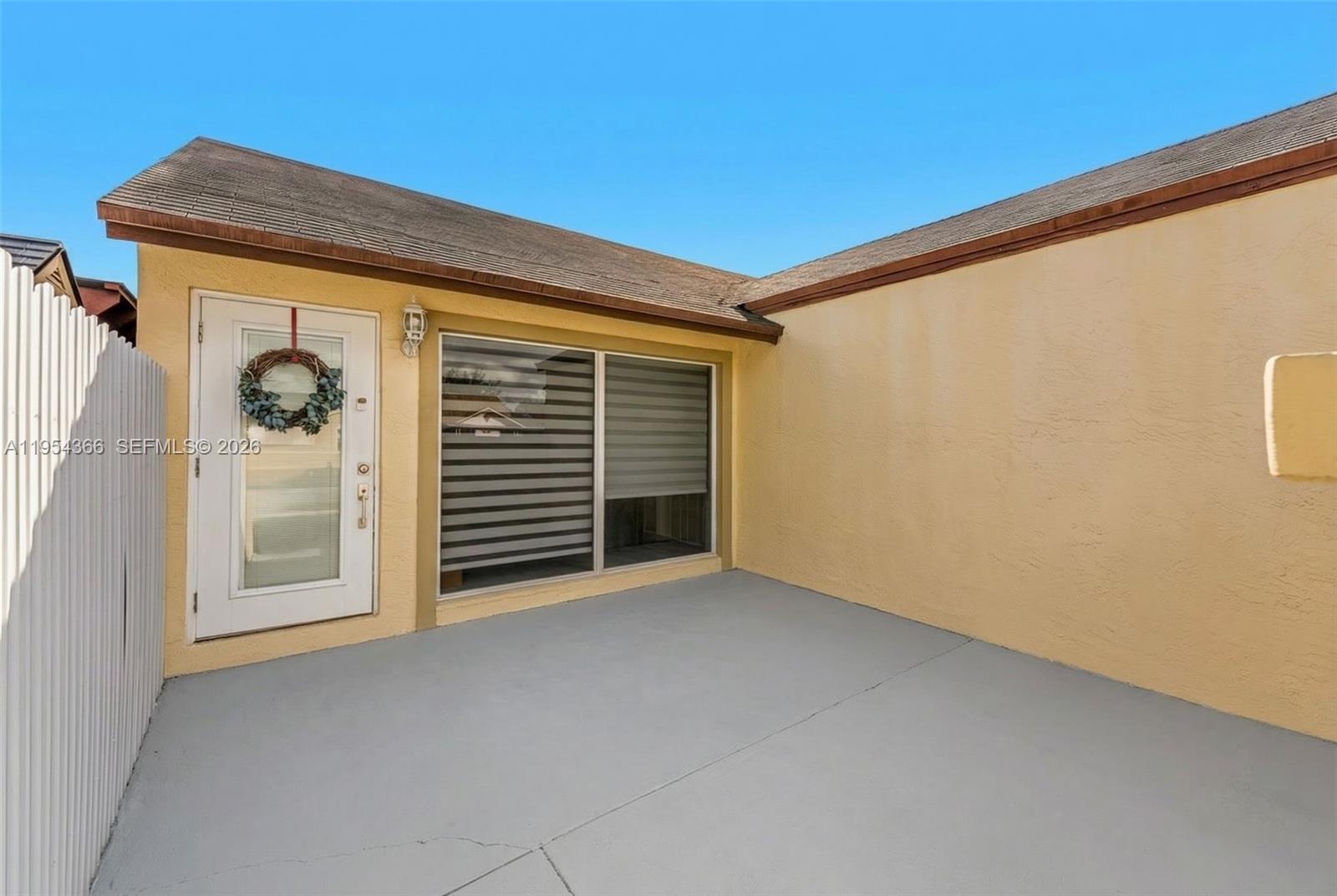 3246 NW 204th Ter, Miami Gardens, FL, 33056/$481,900 2 3246 NW 204th Ter