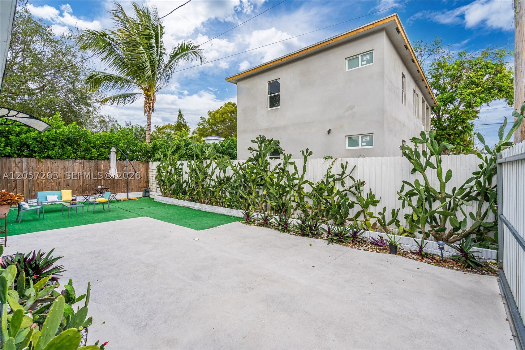 519 nw 52 st 0