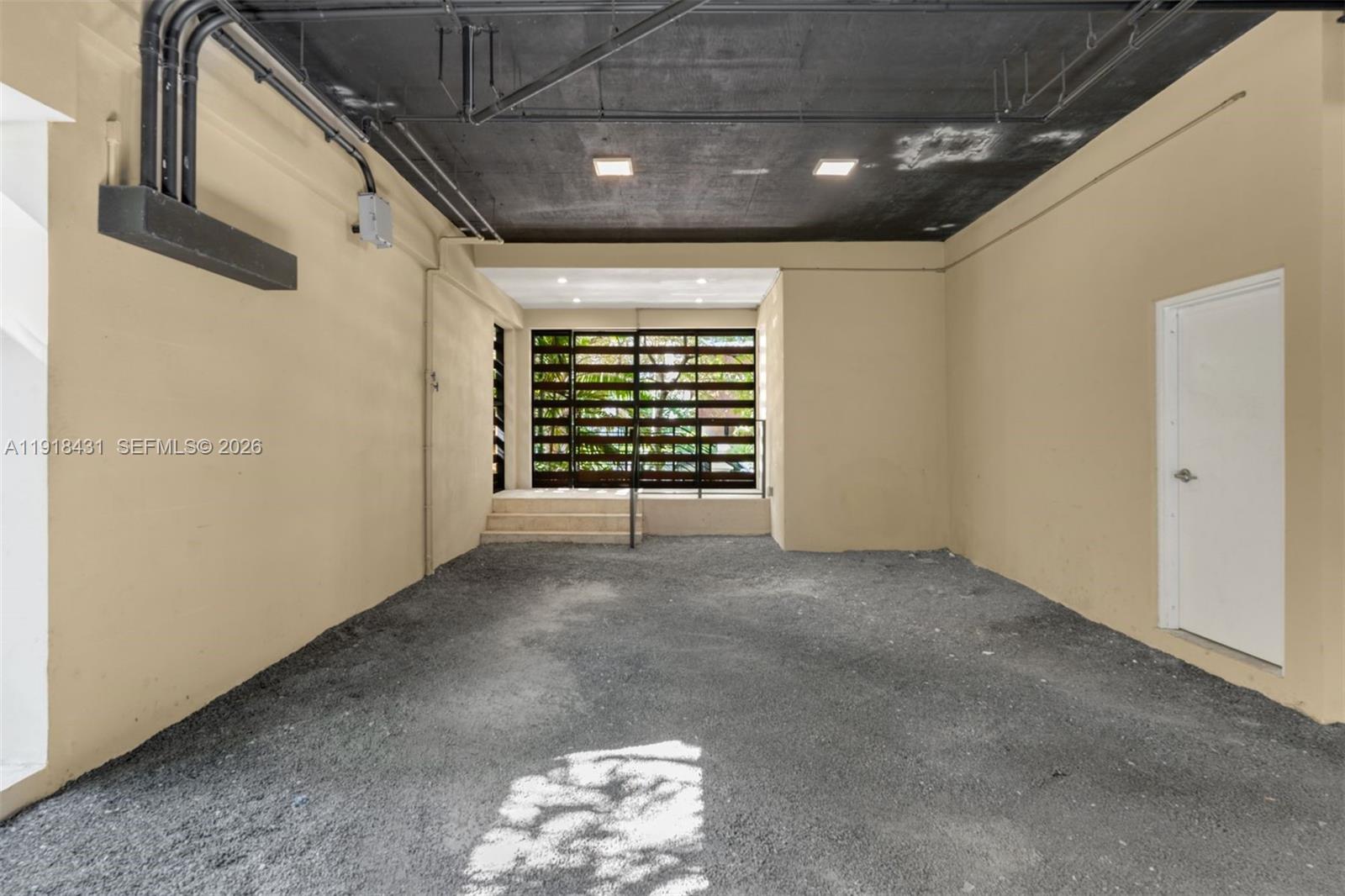 ALTON BEACH BAY FRONT RE- - Residential