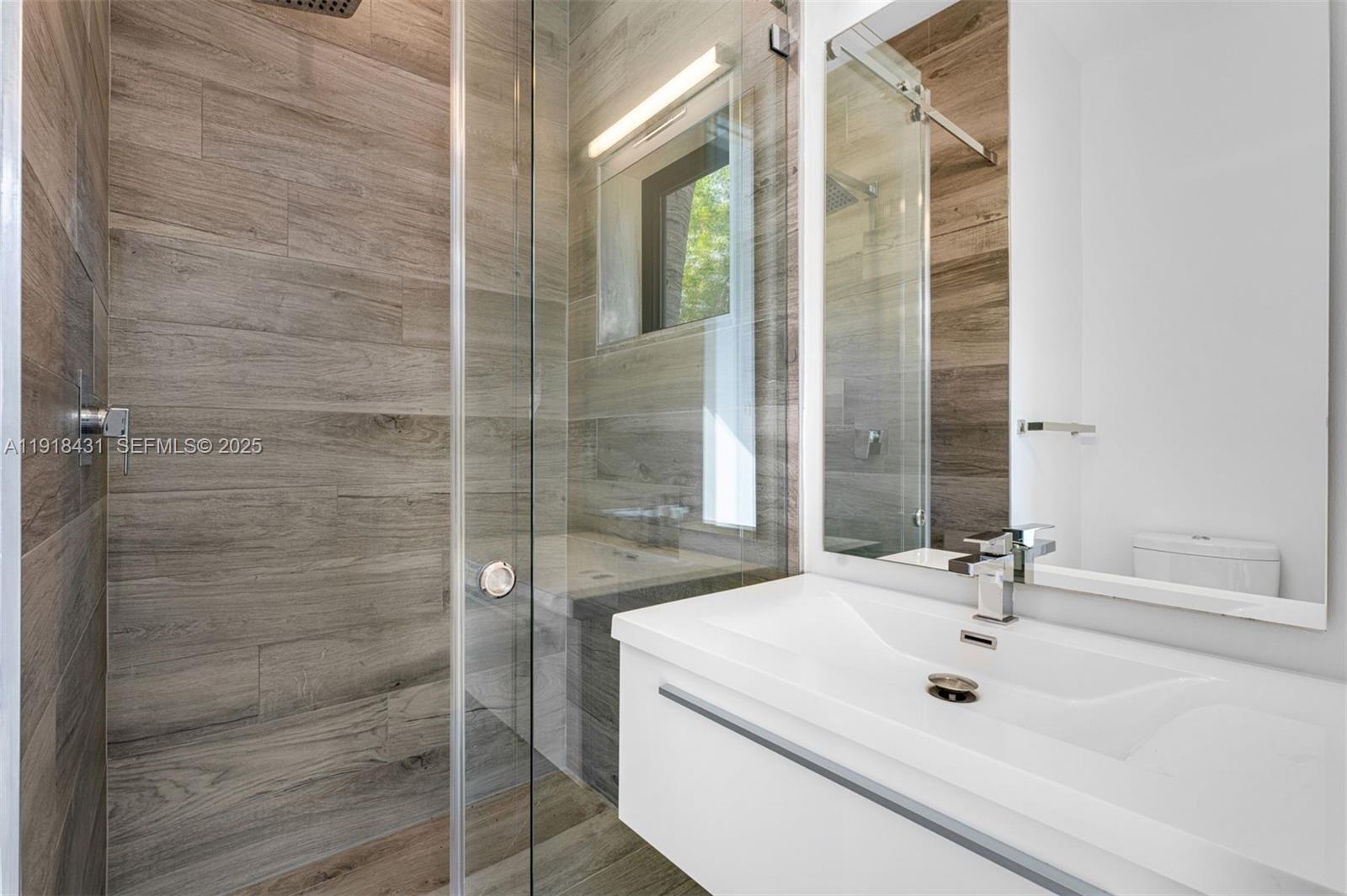 ALTON BEACH BAY FRONT RE- - Residential